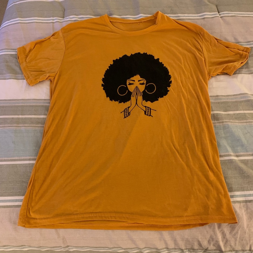 Tangerine colored T-shirt with African American woman praying L